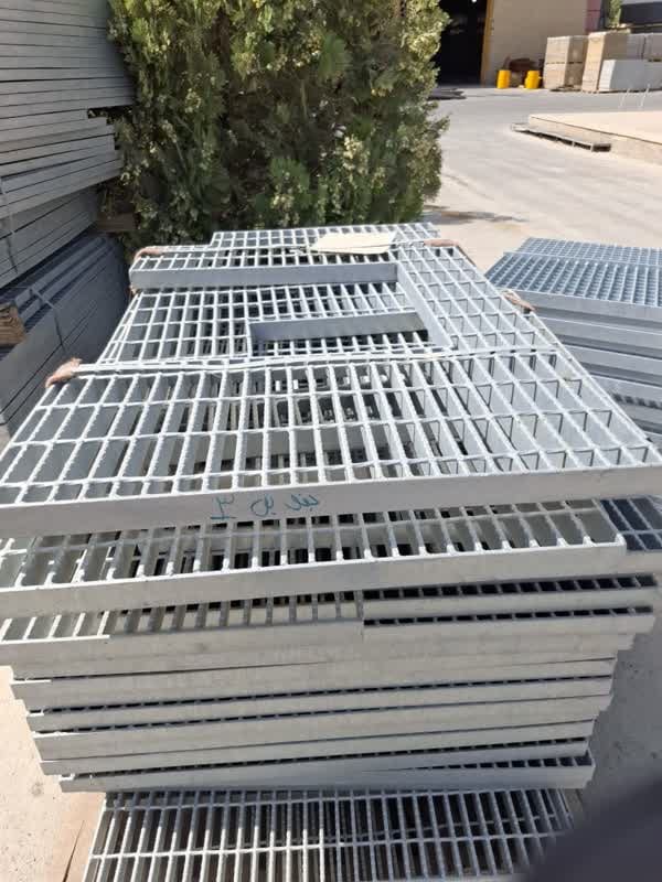 گریتینگ گالوانیزه با ساختار مستحکم تسمه در تابیده، مقاومت فوق العاده در برابر پیچش و بارهای سنگین